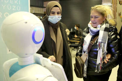 Akıllı Robot “Ro-B” Tedx Bursa’da Tanıtıldı