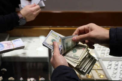 Doların ateşi yükseldi