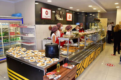 İzmir Narlıdere'de sofraları 'Üretici Kadınlar' kuruyor