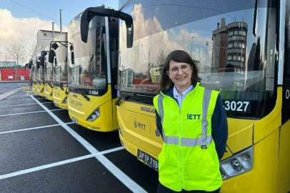 ilk... Kadın garaj amiri göreve başladı