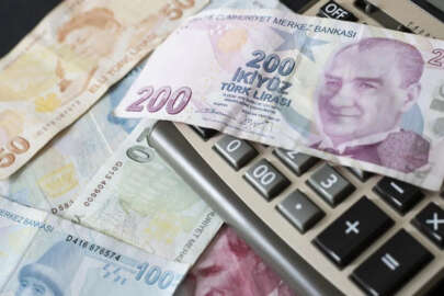 Memur ve emekliler dikkat! Kademeli zam...