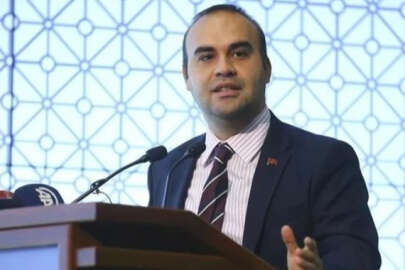 Cumhurbaşkanı Erdoğan, Sanayi ve Teknoloji Bakanı Kacır ile iş insanlarını kabul etti