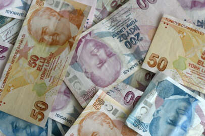 6 aylık enflasyon sonrası memur ve emekli taban maaşları değişti! Öğretmen, polis, hemşire…