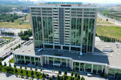 Bakan Özhaseki: Bakanlık binasında 100 milyon lirayı aşkın tasarruf sağladık