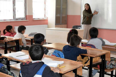 Eğitimde kayıt ücreti krizi: Veliler proje okullarına 12 bin lira ödüyor