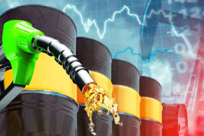 Akaryakıt fiyatları yeniden değişiyor: Motorine 1,52'lik indirim sonrası 1 lira zam...