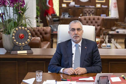 Bakan Işıkhan: Tüm kamu görevlilerimize yüzde 45'e yakın bir zam olacak