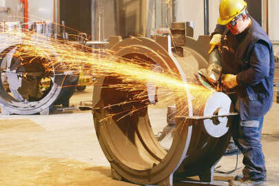 Sanayi üretimi yıllık bazda arttı