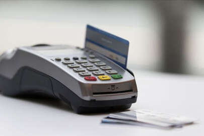 Uzmanlar, kredi kartlarındaki faiz yüküne dikkat çekti: