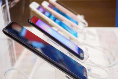 Gençlere vergisiz telefon için başvurular başladı