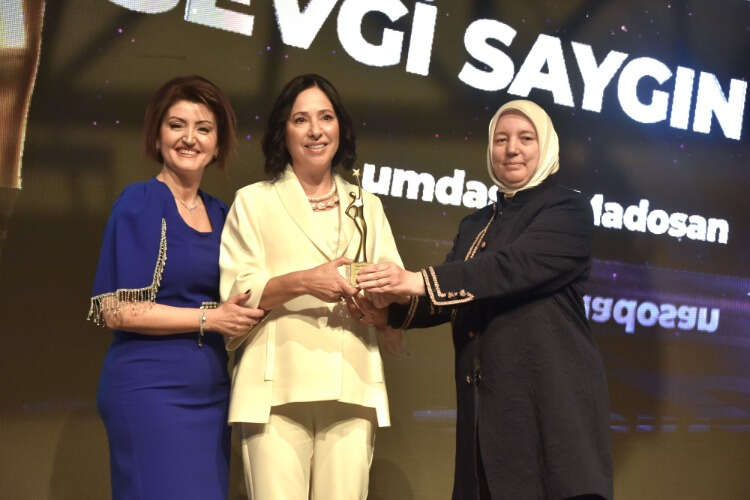 Bursa^da Yılın En Başarılı İş Kadını Sevgi Saygın