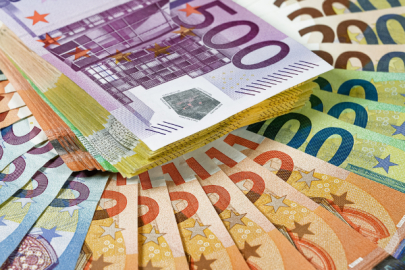 Euro yeniden zirveye oynuyor...