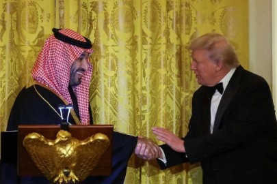 Arabistan ile ABD arasında imzalanan anlaşmalar 557 milyar dolara ulaştı.