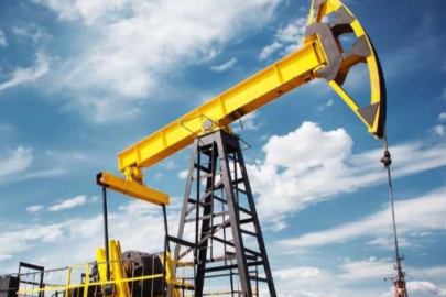 Brent petrolün varili 62,15 dolardan işlem görüyor