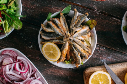 Karadeniz'in hamsisi Avrupa sofralarında.