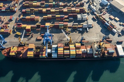 Yük elleçlemesinde kasımda tüm zamanların rekoru kırıldı.