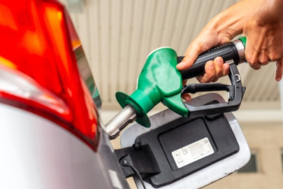 Gece yarısı tabela değişti akaryakıta zam geldi!