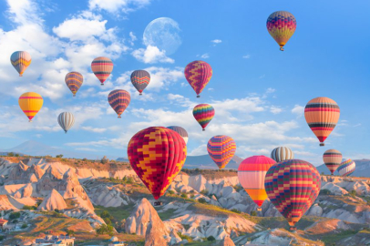 Kapadokya'da balon turlarına 754 bin 98 kişi katıldı.