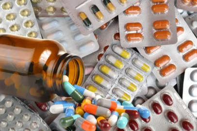 SGK'nın yurt dışı ilaç alımında yeni dönem!