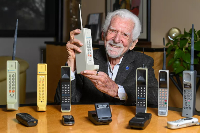 Akıllı telefonların eski lideri sektör değiştirdi: