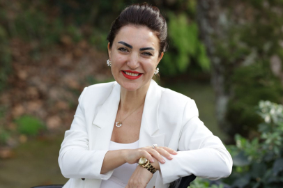 Göz Alıcı İndirimler mi, Yoksa Ruhsal Bir Boşluk mu?